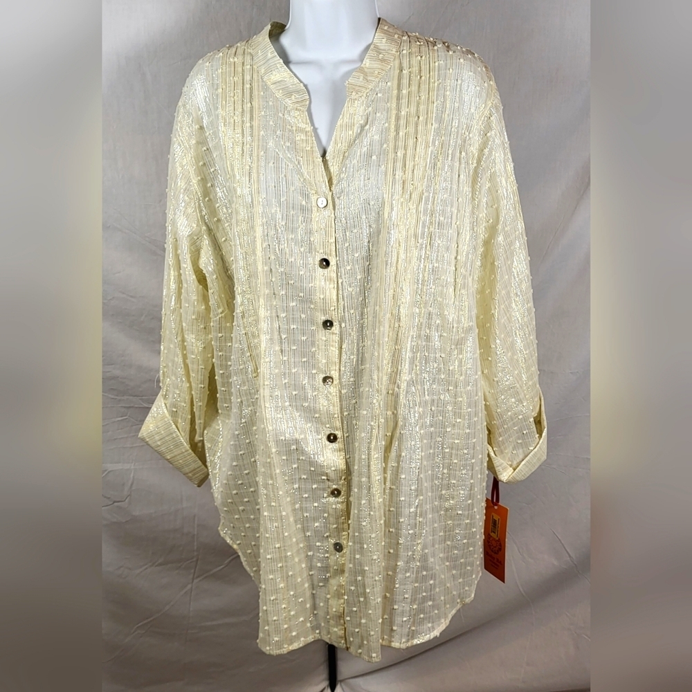 RUBY RD Textured Cream Button Up Blouse - Size 1X or Size 16W    (NWT)